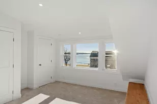 55 Mansfield St, Gloucester, MA 01930 - Photo 16