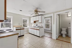 28 Prospect St, Brockton, MA 02301 - Photo 8