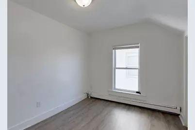 5 Floyd St, Lowell, MA 01852 - Photo 18