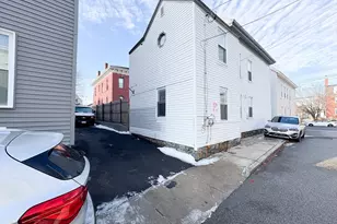 5 Floyd St, Lowell, MA 01852 - Photo 38