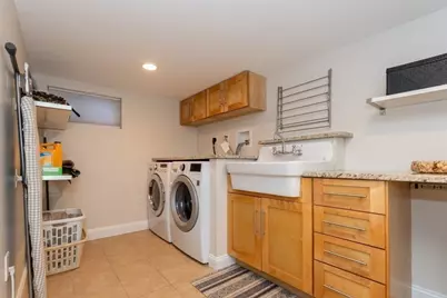 9 Bruce St, Burlington, MA 01803 - Photo 24