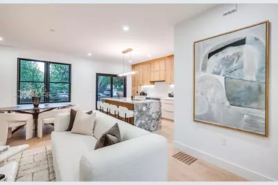 290 Watertown St #C, Newton, MA 02458 - Photo 4