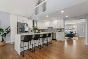 24 Country Club Dr, Plymouth, MA 02360 - Photo 8