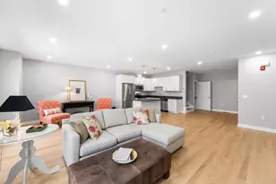 19 Dyer St, Rockland, MA 02370 - Photo 4