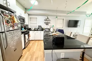 195 W 3rd St, Boston, MA 02127 - Photo 2