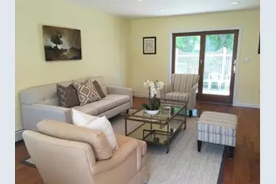 633 Saw Mill Brook Pkwy, Newton, MA 02459 - Photo 2