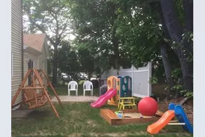 633 Saw Mill Brook Pkwy, Newton, MA 02459 - Photo 14