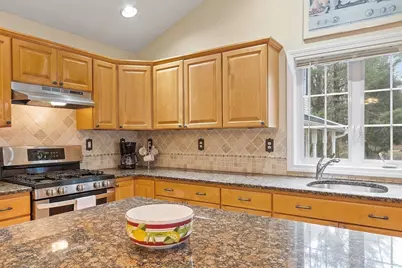 7 Brooksbie Road #2, Bedford, MA 01730 - Photo 6