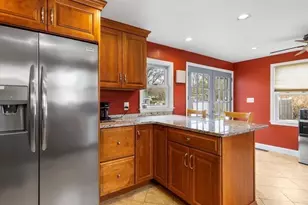 93 Patricia Ln, Weymouth, MA 02190 - Photo 14