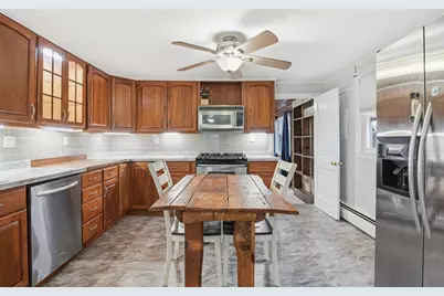 41 Lorchris St, Leominster, MA 01453 - Photo 8