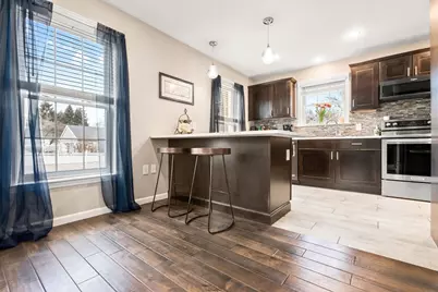 98 Poplar #2, Danvers, MA 01923 - Photo 8