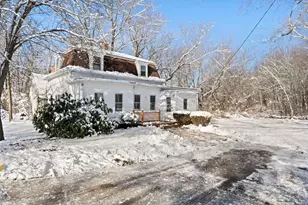 535 Webster St, Hanover, MA 02339 - Photo 2