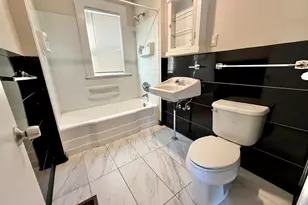 21 Oakland Ave, Everett, MA 02149 - Photo 14