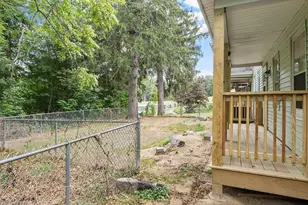 15 Bliss St, Monson, MA 01057 - Photo 6