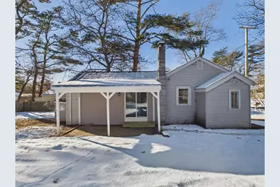 29 Walnut St, Plymouth, MA 02360 - Photo 2