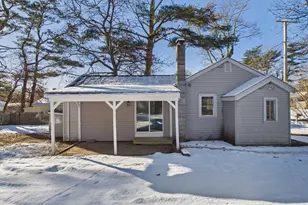 29 Walnut St, Plymouth, MA 02360 - Photo 2