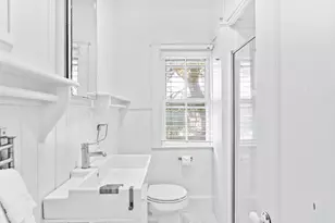 35 New York Ave, Oak Bluffs, MA 02557 - Photo 16