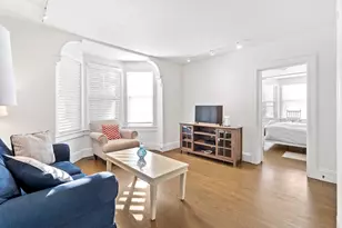 35 New York Ave, Oak Bluffs, MA 02557 - Photo 10