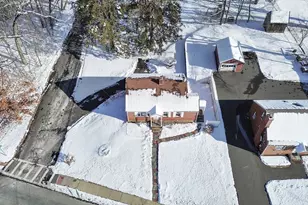 240 Morton St, West Springfield, MA 01089 - Photo 10