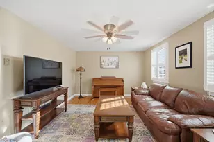 85 Red Fox Dr, Agawam, MA 01030 - Photo 10