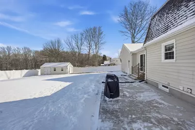 85 Red Fox Dr, Agawam, MA 01030 - Photo 24