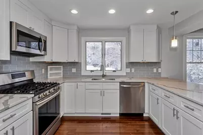 56 Carter St, Berlin, MA 01503 - Photo 10
