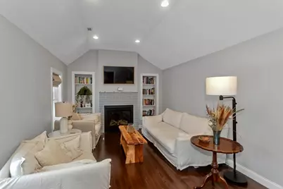 56 Carter St, Berlin, MA 01503 - Photo 4