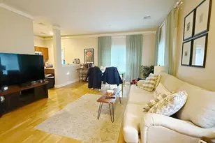 54 Loomis St, Bedford, MA 01730 - Photo 2