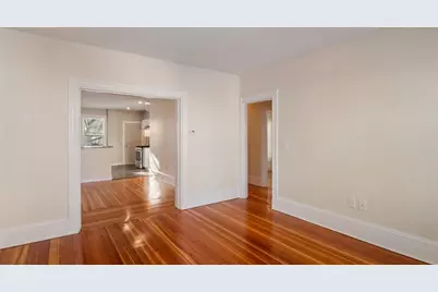 32 Robinson St #1, Boston, MA 02122 - Photo 10