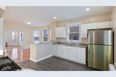 32 Robinson St #1, Boston, MA 02122 - Photo 2