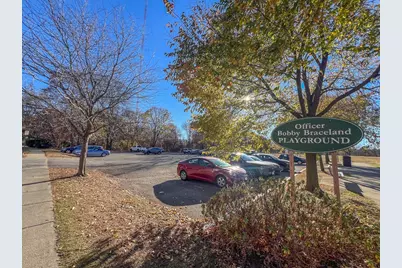 1146 Chestnut St, Newton, MA 02464 - Photo 28