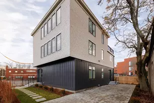 17 Smith Pl, Cambridge, MA 02138 - Photo 2