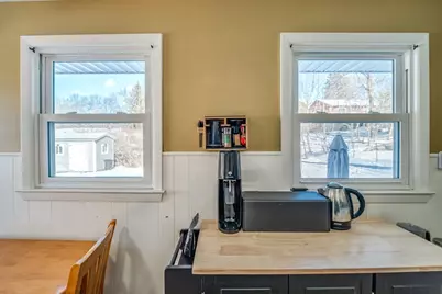 147 Sheehan Drive, Holyoke, MA 01040 - Photo 10