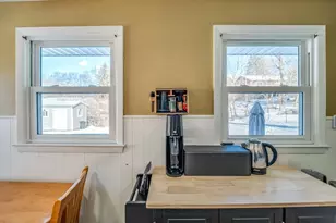 147 Sheehan Dr, Holyoke, MA 01040 - Photo 10