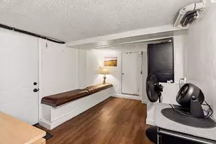 28 Liberty St, Lowell, MA 01851 - Photo 26