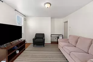 28 Liberty St, Lowell, MA 01851 - Photo 12