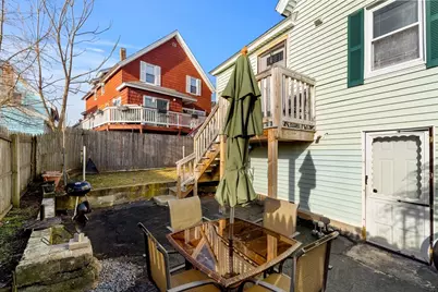 28 Liberty St, Lowell, MA 01851 - Photo 30