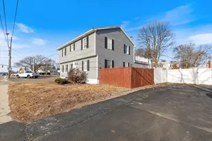 11 Andover St, Danvers, MA 01923 - Photo 6