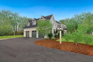 9 Coach Rd, Plainville, MA 02762 - Photo 4