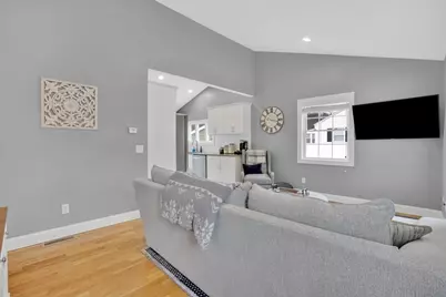 19 Anne St, East Longmeadow, MA 01028 - Photo 16