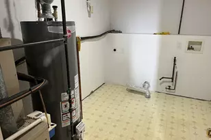 50 Bjorklund Ave, Worcester, MA 01605 - Photo 20