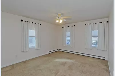 11 Bellingham Rd, Blackstone, MA 01504 - Photo 24