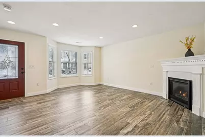 16 Rockingham Drive #131, Tewksbury, MA 01876 - Photo 4