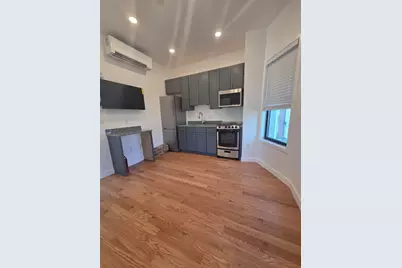 165 Hawthorne #302, Chelsea, MA 02150 - Photo 2