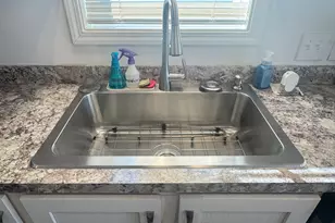 160 Washington St, Plainville, MA 02762 - Photo 14