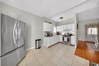 157 Earle St, Fall River, MA 02723 - Photo 22