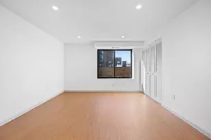 1243 Beacon St, Brookline, MA 02446 - Photo 10