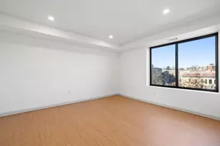 1243 Beacon St, Brookline, MA 02446 - Photo 6