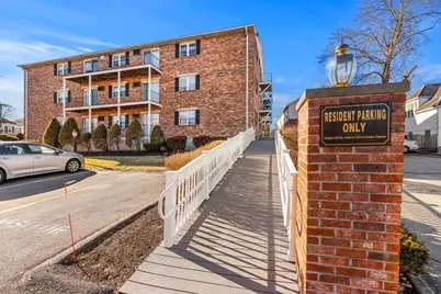 305 Pine St #8, Lowell, MA 01851 - Photo 28