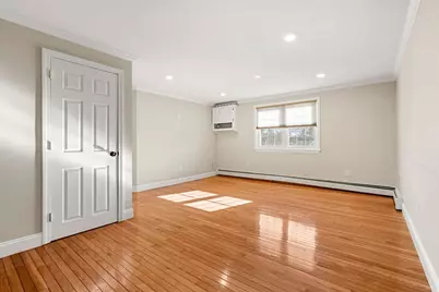 305 Pine St #8, Lowell, MA 01851 - Photo 10